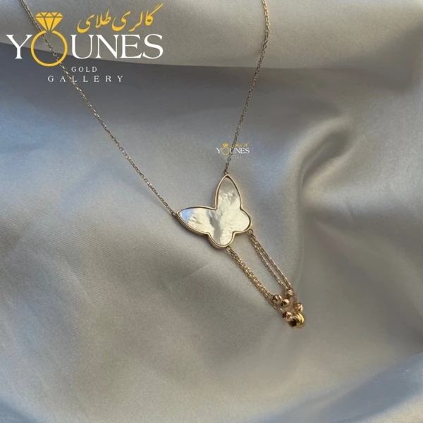 تصویر دوم گردنبند پروانه سفید آویزدار طلا